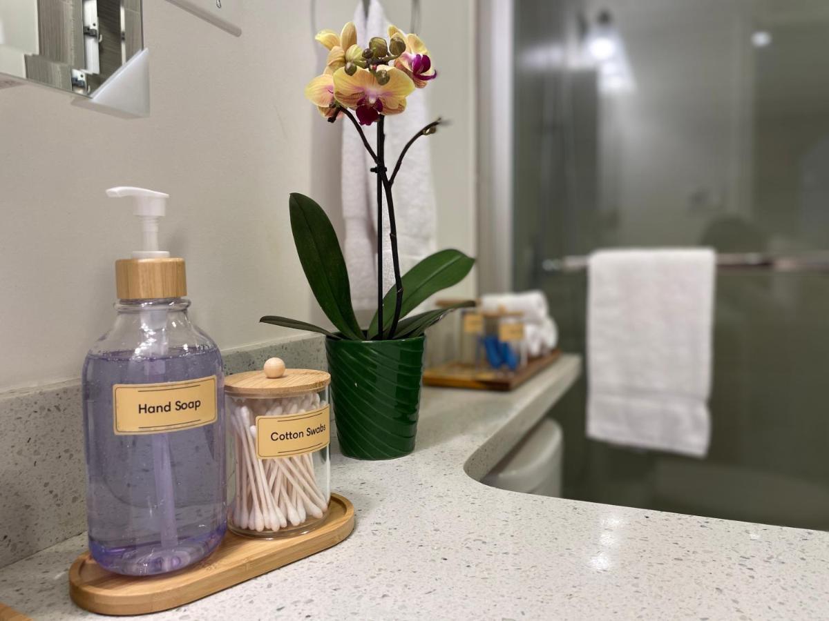 9Am Check-In Coastal Getaway - Luxe Suite Near Cliff, Lake & Local Shops Daly City Bagian luar foto